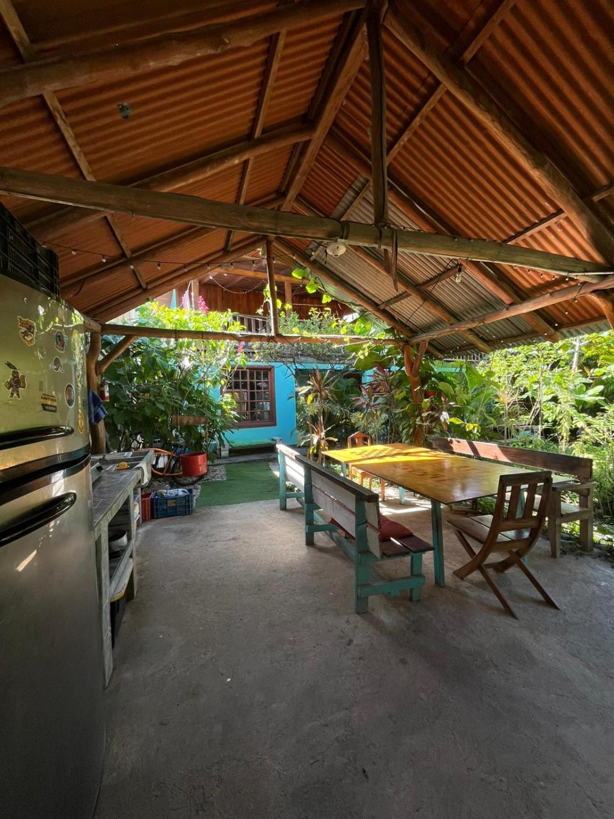 Woodstock Hostel Samara