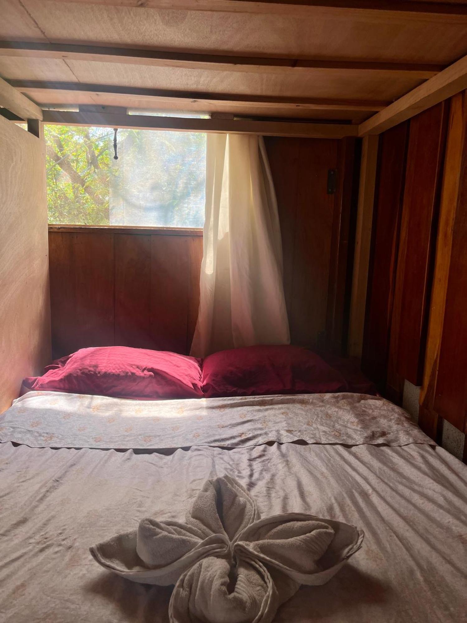 Woodstock Hostel *